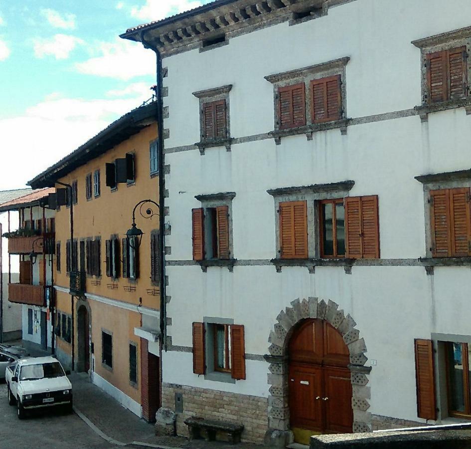 Hotel Sot la Cleva Socchieve Exterior foto